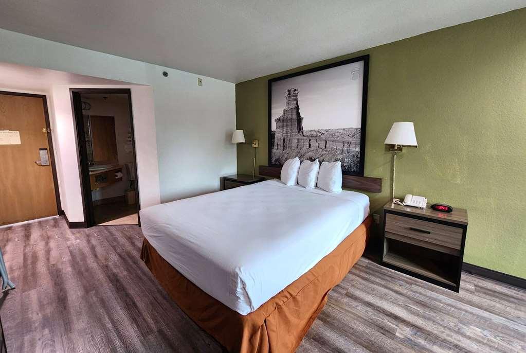 Super 8 By Wyndham Austin North/University Area Phòng bức ảnh