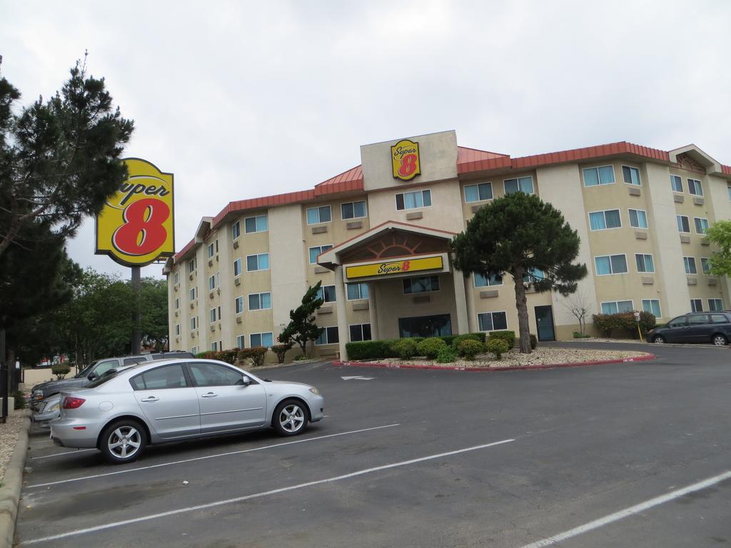 Super 8 By Wyndham Austin North/University Area Ngoại thất bức ảnh